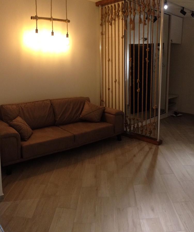 V&A Lux Apartments バトゥーミ エクステリア 写真